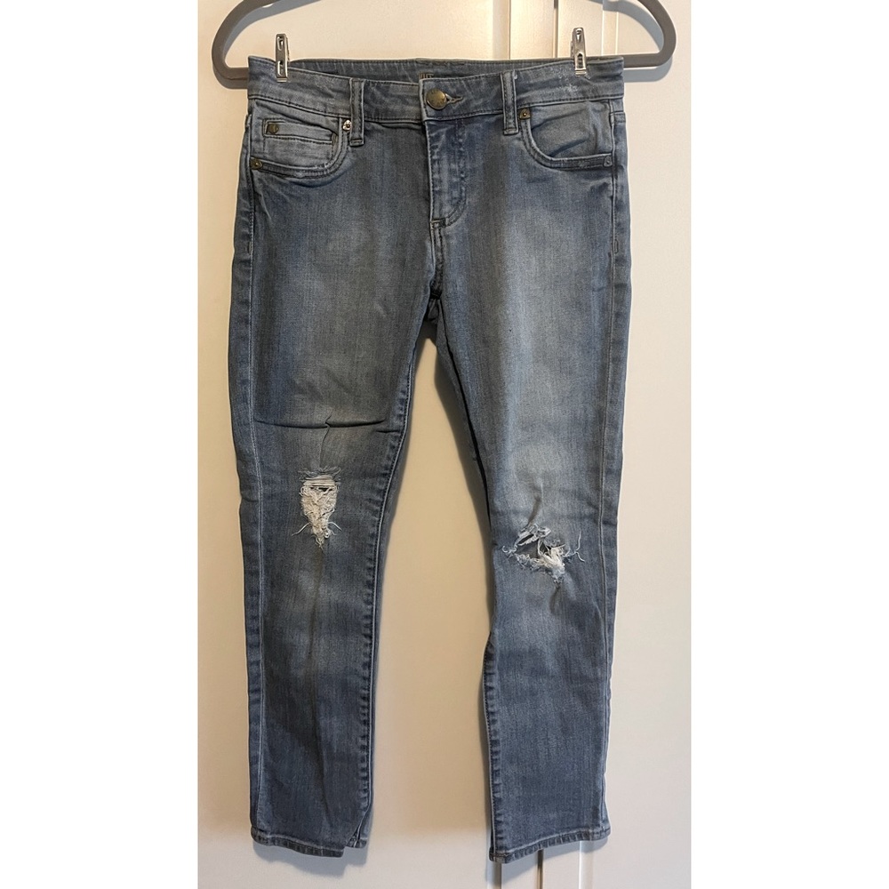 KUT FROM THE KLOTH Distressed Light Wash Ankle Jean - 0P